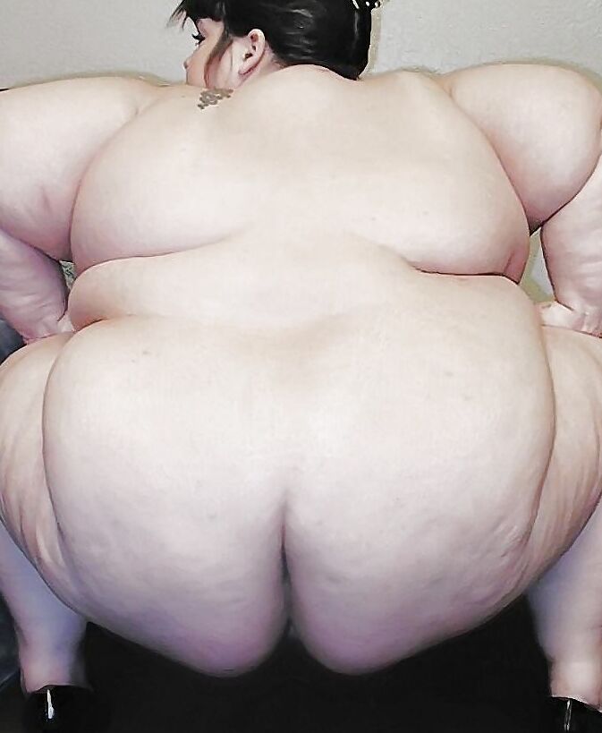 BBW & SSBBW Back Fat 13 of 40 pics