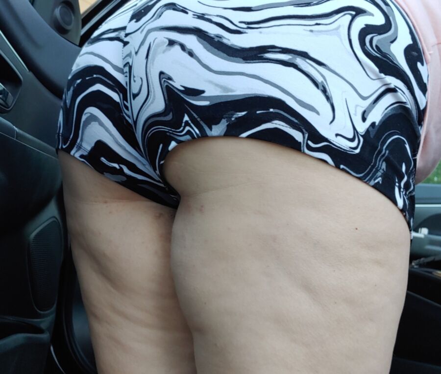 Bbw in shorts 1 of 17 pics