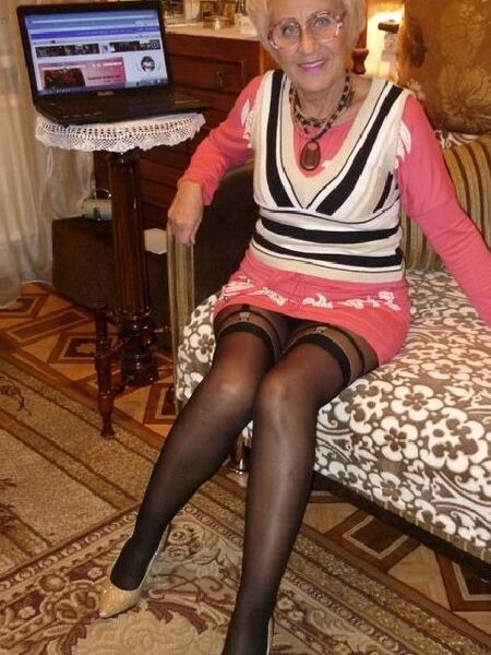 Amateur sexy Russian granny – Nuded Photo