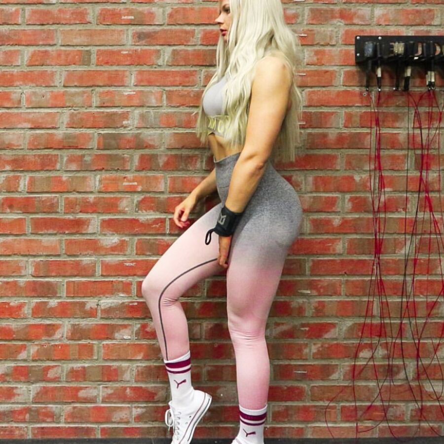 Cute Fitness Girl with a Big Booty 9 of 20 pics