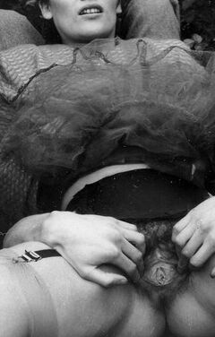 more hairy vintage fanny 16 of 24 pics