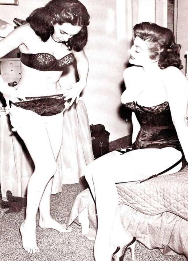 Mistress in Satin - Diane Kaye 15 of 56 pics