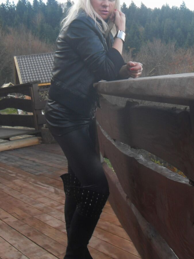 Gosia G. - polish bimbo milf in pantyhose, boots and leather  10 of 18 pics
