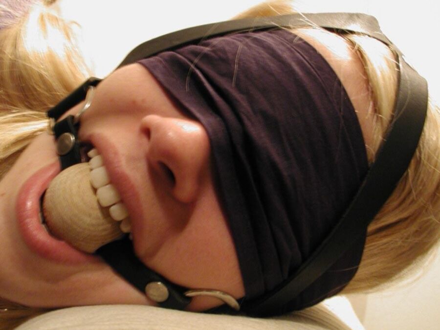Gagged & blindfolded 22 of 206 pics