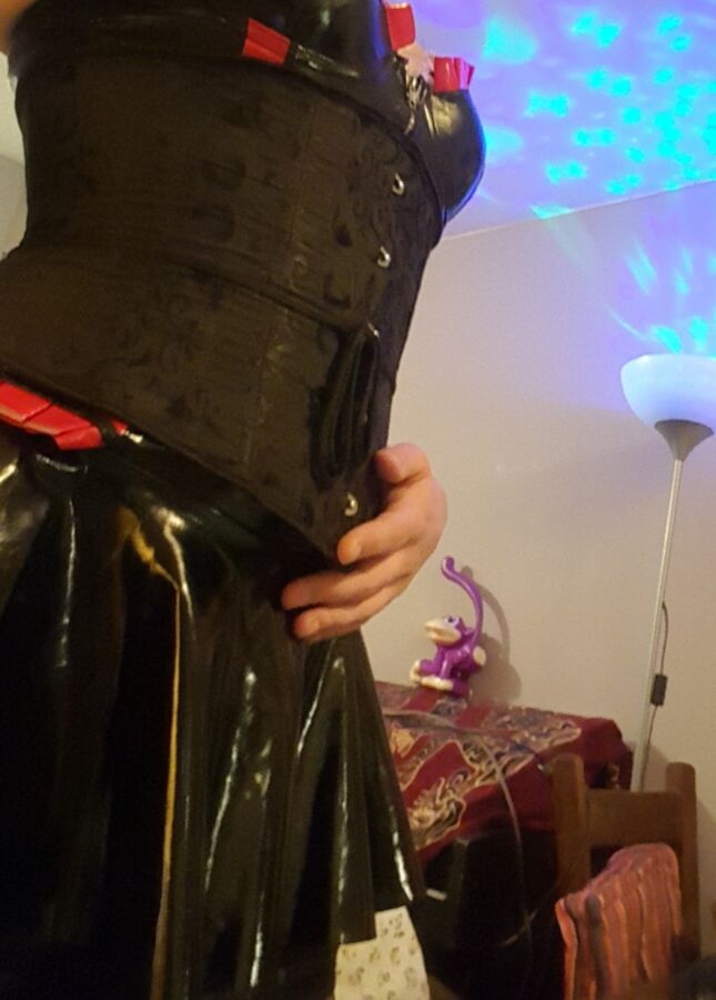 Shiny sissy dressed up slutty 8 of 33 pics