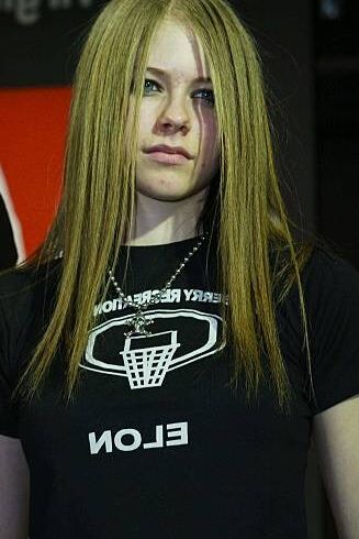 Avril Lavigne  17 of 171 pics