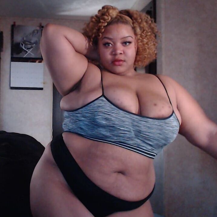 Chat With Black BBW 3 of 50 pics