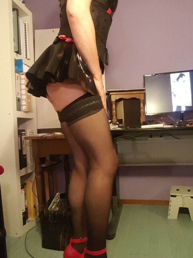 Shiny sissy dressed up slutty 17 of 33 pics