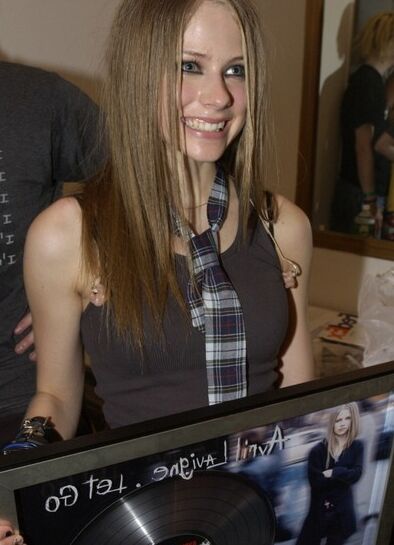 Avril Lavigne  2 of 171 pics