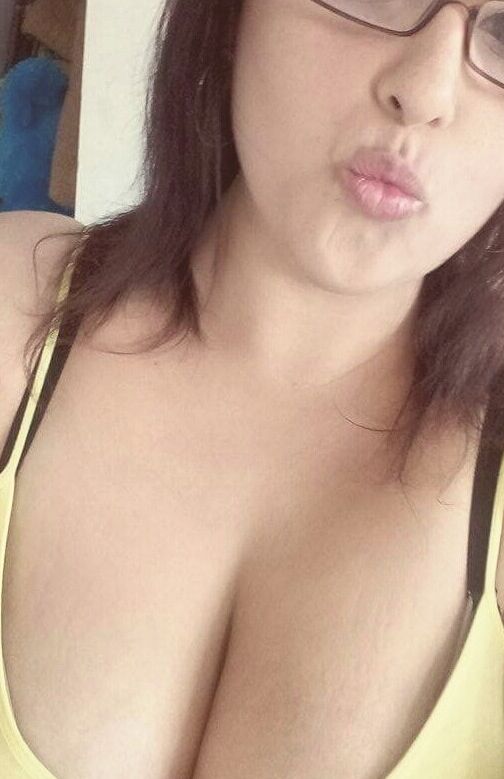 Inez Latina BBW with the big nipples 2 of 60 pics