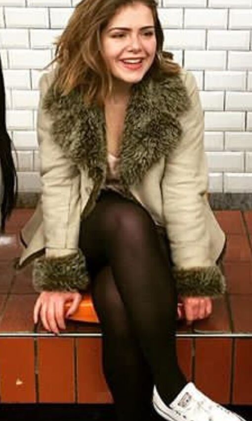 Candid Paris Metro sluts for abuse 16 of 26 pics