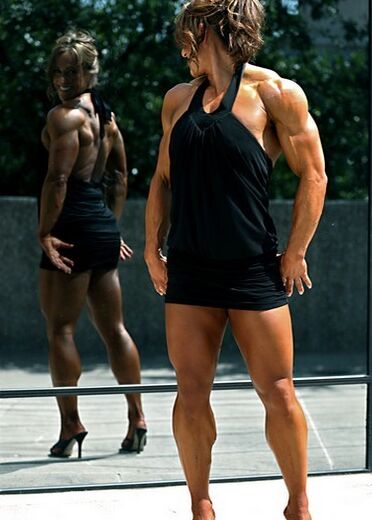 Sarah Hayes! Pretty Thick Muscled Woman! 23 of 29 pics