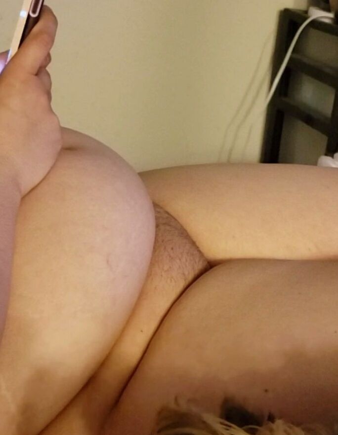 Wifes chubby ass and pussy 1 of 10 pics