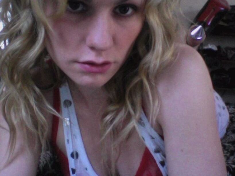 Anna Paquin Leaked Nudes 1 of 6 pics