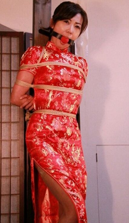 Sexy Chinese Dress Bound 2 of 7 pics