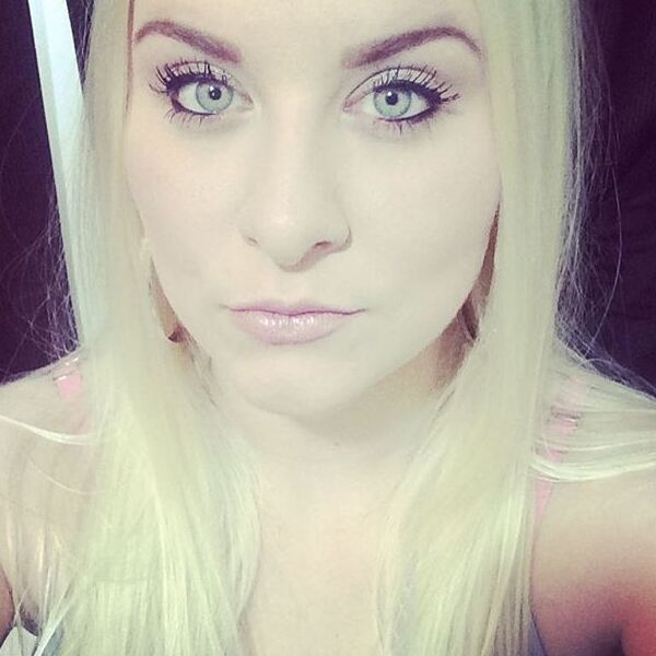 Blonde Instagram Slut Who Has The Chavvy Look In Her Eyes 18 of 20 pics