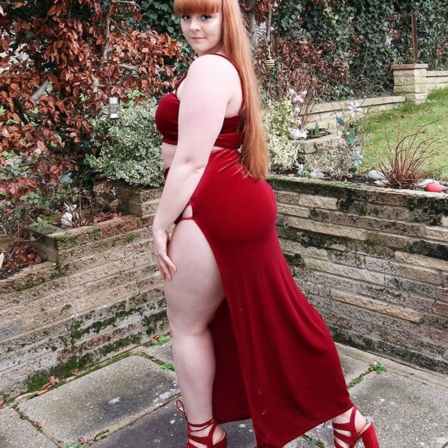 Pawg Redhead - NEEDS YOUR COMMENTS! 24 of 26 pics