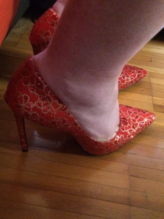 A new pair of red pumps 3 of 25 pics