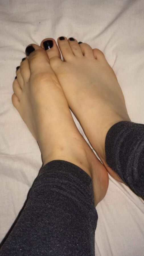 my girlfriend feet 19 of 347 pics