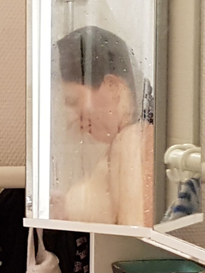 My GF in the Shower (Thanks to the Mirror) 17 of 47 pics