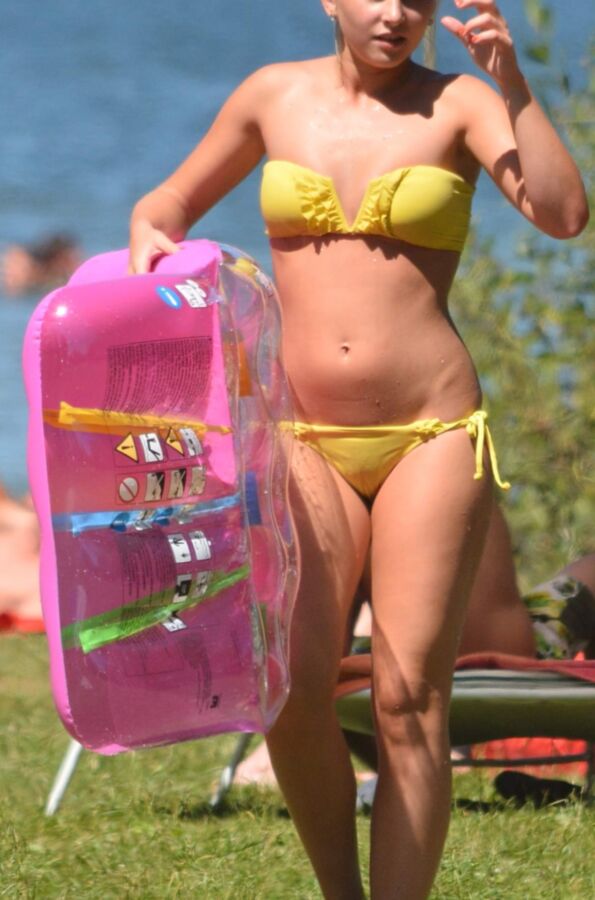 Yellow Bikini Girl Voyeur 8 of 47 pics