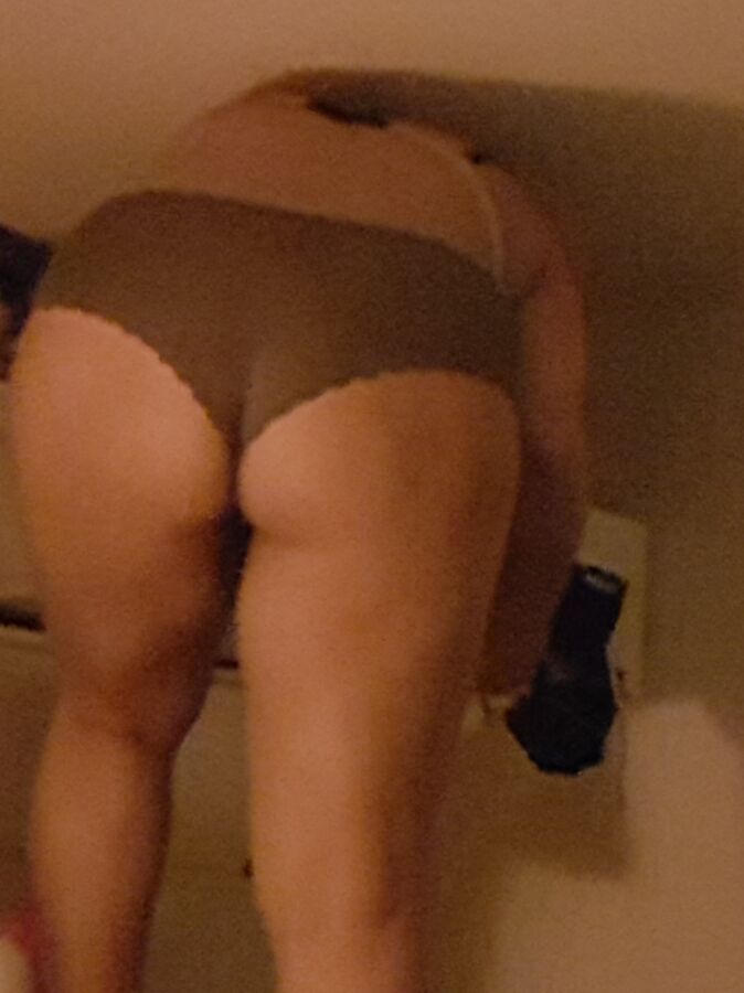 My GF climbing the ladder to the bedroom 9 of 37 pics