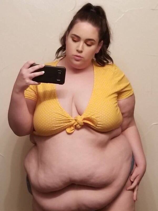 Super Sized Fat Babes 6 of 78 pics