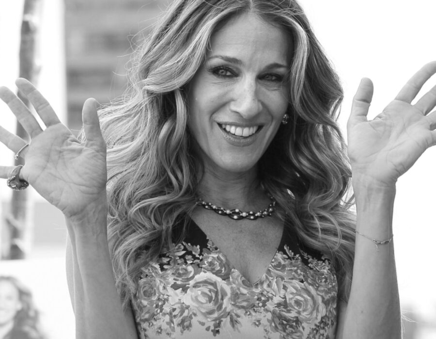 SARAH JESSICA PARKER - Black  White 18 of 45 pics