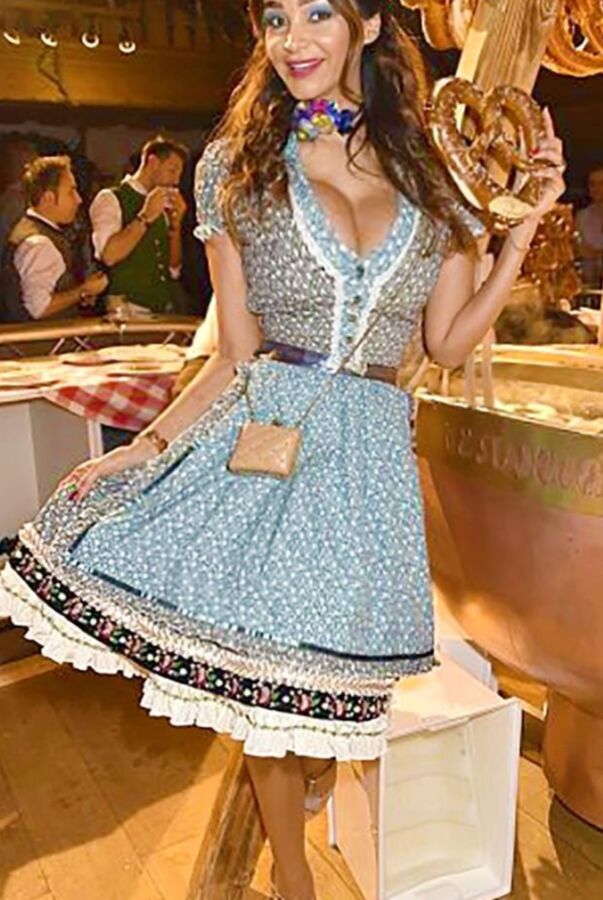 Dirndl-Promidame  Verona 14 of 100 pics