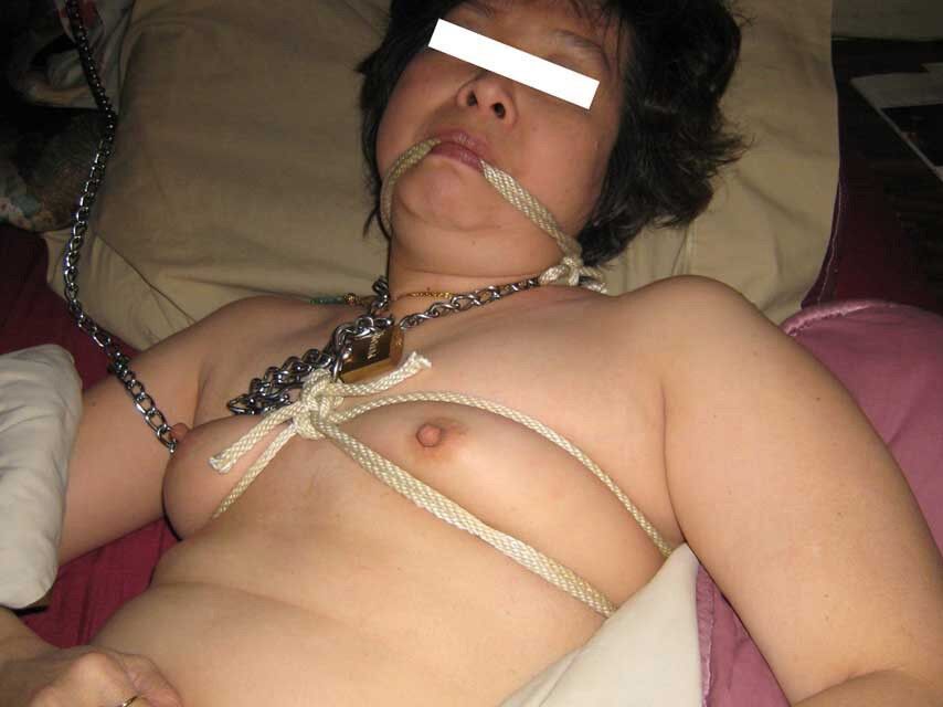 BDSM: Love submissive sluts 12 of 44 pics