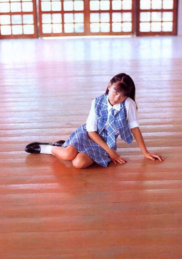 Rika Nishimura [School Version] 9 of 69 pics