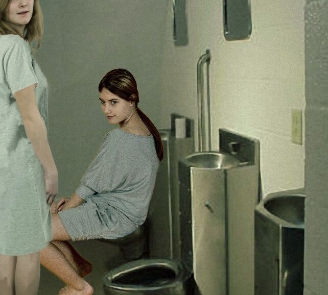 No privacy in Womens Prison - Keine Privatsph�re im Frauenknast 10 of 10 pics
