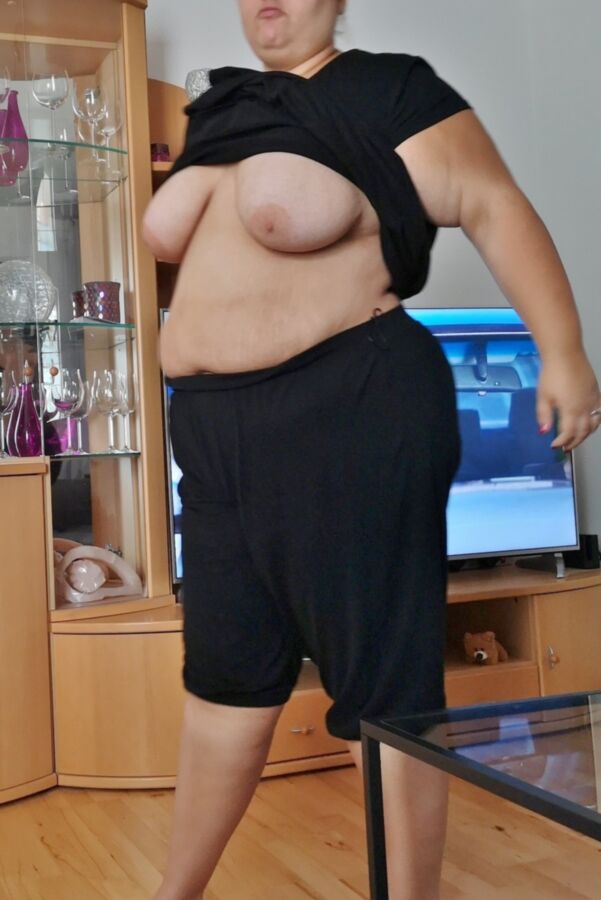 Fat Slut Showing Her Tits 6 of 8 pics
