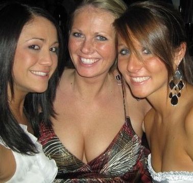 Mere and friends for pleasure  7 of 35 pics