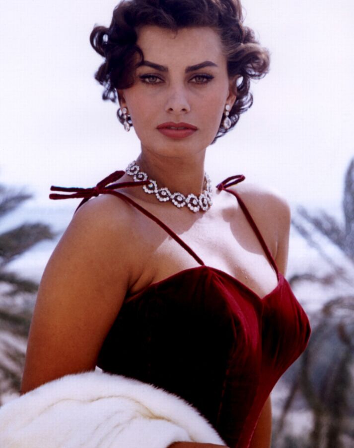 Retro Cleb - Sophia Loren (colour pics) 15 of 55 pics