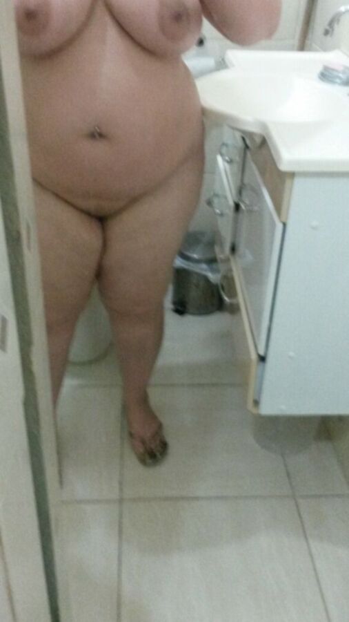 Blonde Brazilian BBW 5 of 12 pics