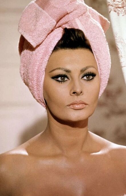 Retro Cleb - Sophia Loren (colour pics) 19 of 55 pics