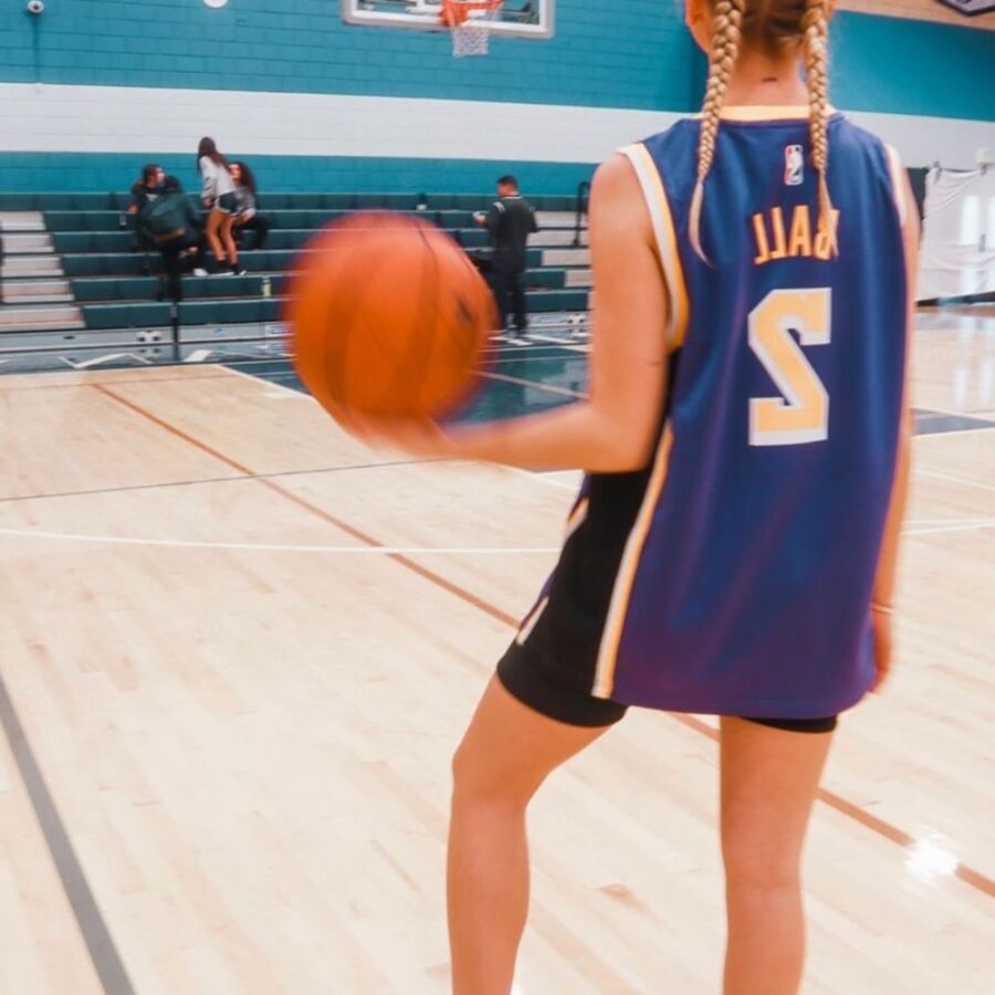 Jordyn Jones playing basketball  12 of 13 pics