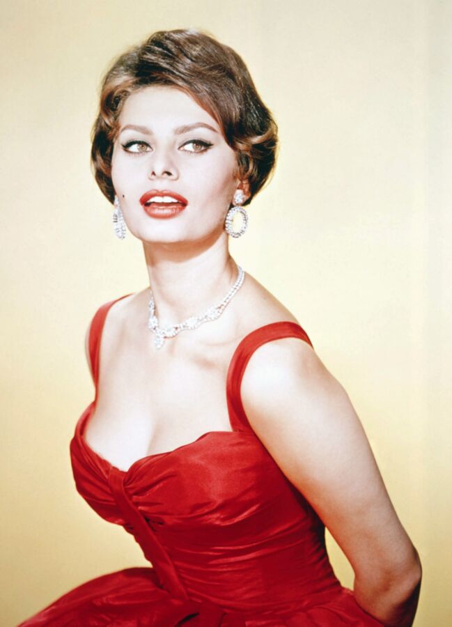Retro Cleb - Sophia Loren (colour pics) 22 of 55 pics