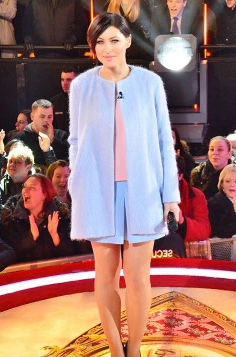 UK Television Presenter - Emma Willis in Tights 7 of 34 pics