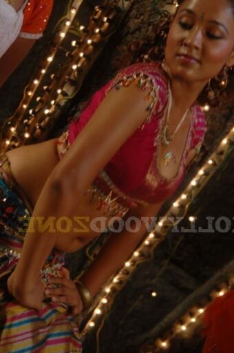 Agnesha 6 of 79 pics