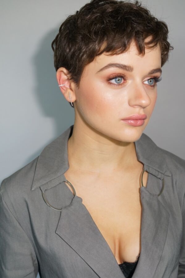 Joey King 10 of 27 pics