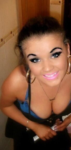 Fat Titted Teen Chav 19 of 27 pics