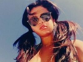 Selena Gomez 10 of 11 pics