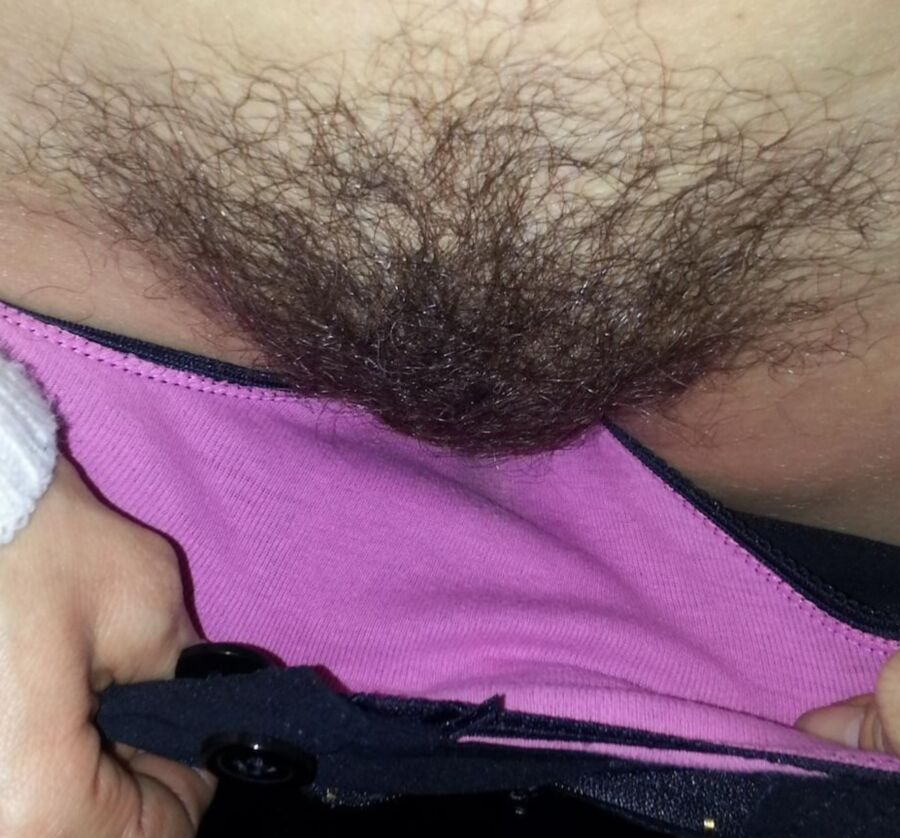 Hairy Pussy Lovers 4 of 119 pics
