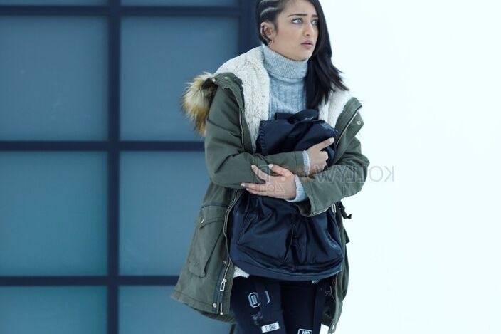 Akshara Haasan 14 of 123 pics