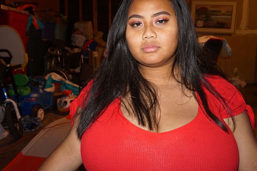 Asian BBW Arlene 12 of 15 pics