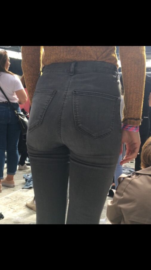Grey Jeans Pear Ass (Festival) 8 of 82 pics