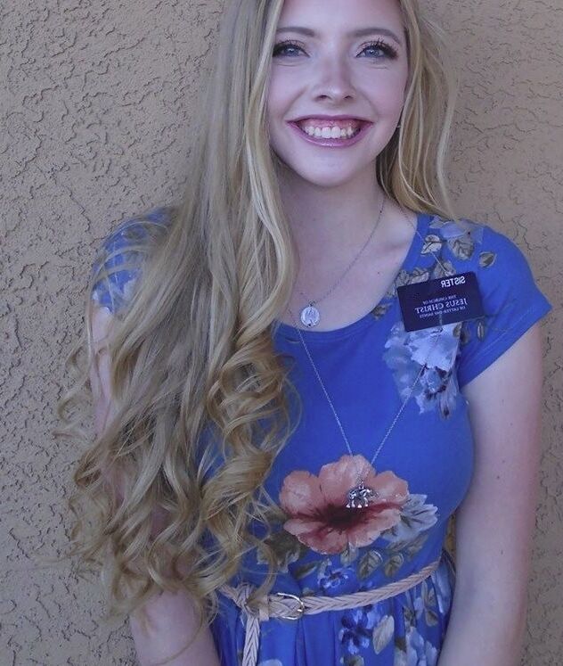 Blonde Mormon Girl 8 of 12 pics