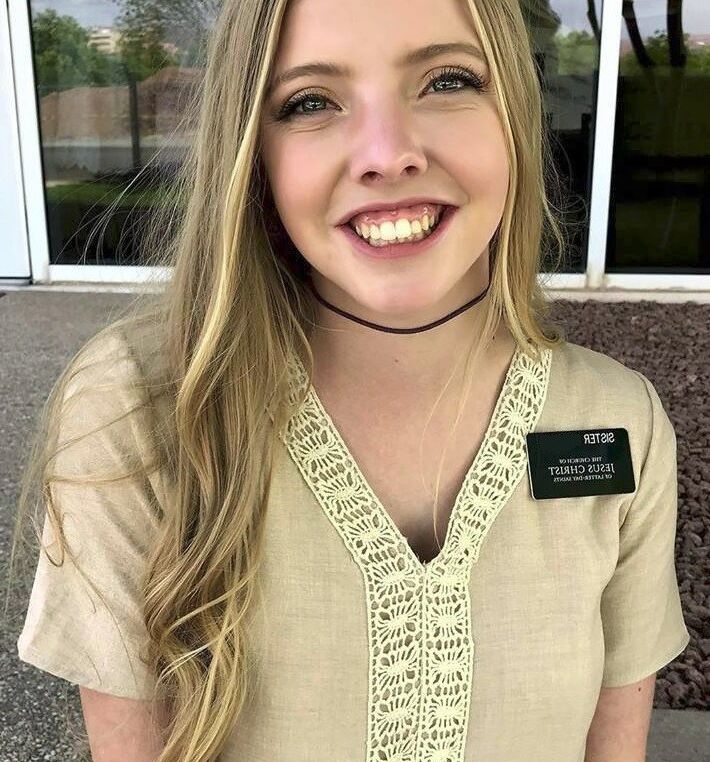 Blonde Mormon Girl 7 of 12 pics
